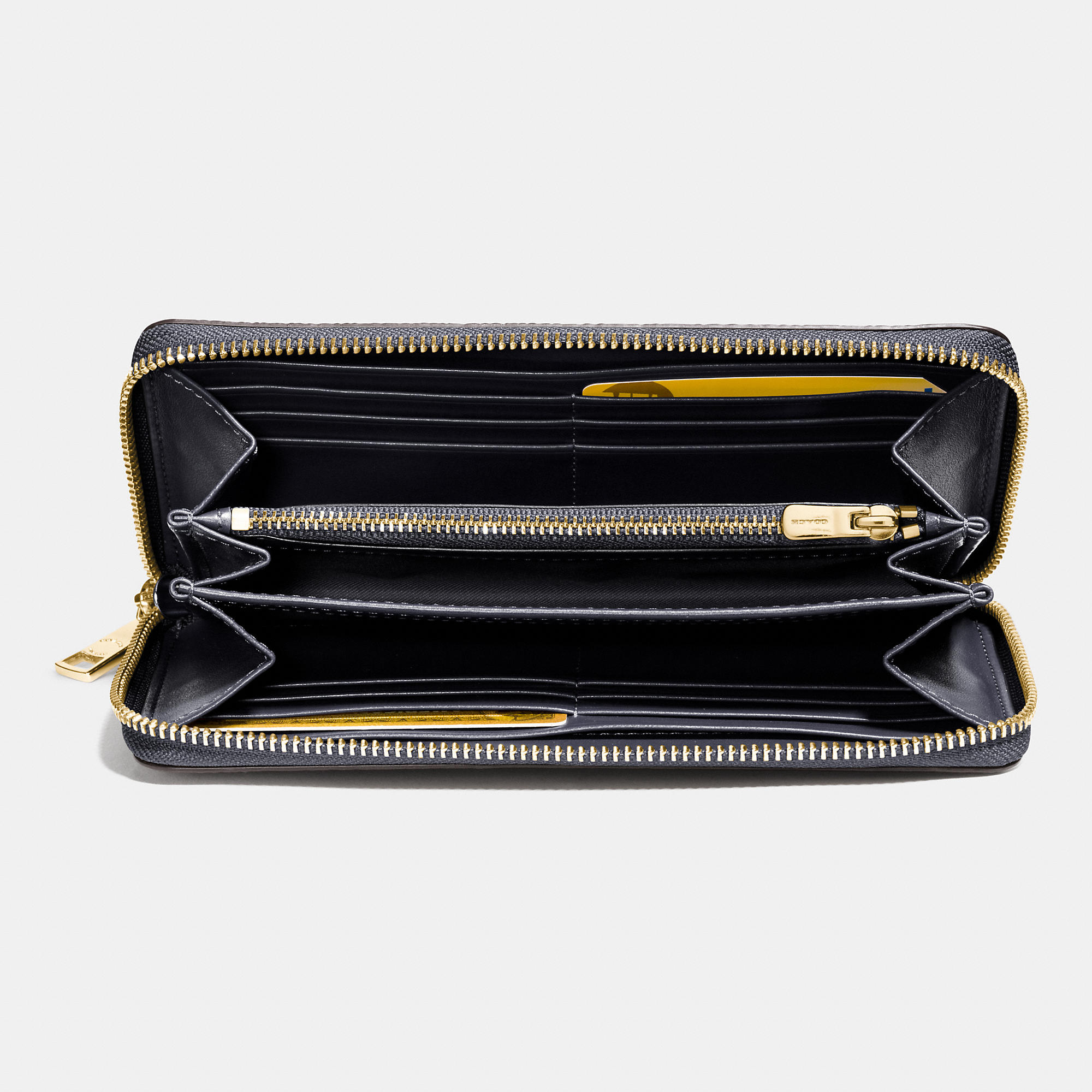 Fashion Classic Coach Accordion Zip Wallet In Pebble Leather Fashion Classic Coach Accordion Zip Wallet In Pebble Leather